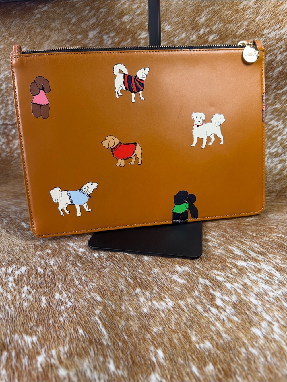 CLARE V. women's paco flat clutch in tan multi EUC dog luxury zipper LA cute